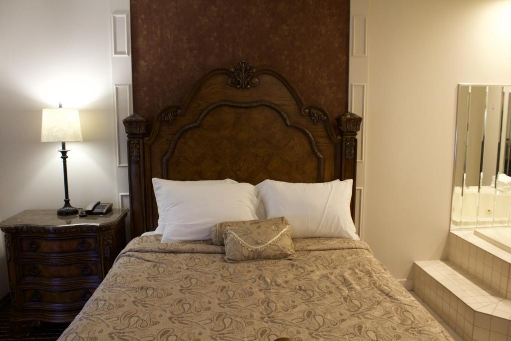 شلالات نياغارا Grewals Inn And Suites المظهر الخارجي الصورة