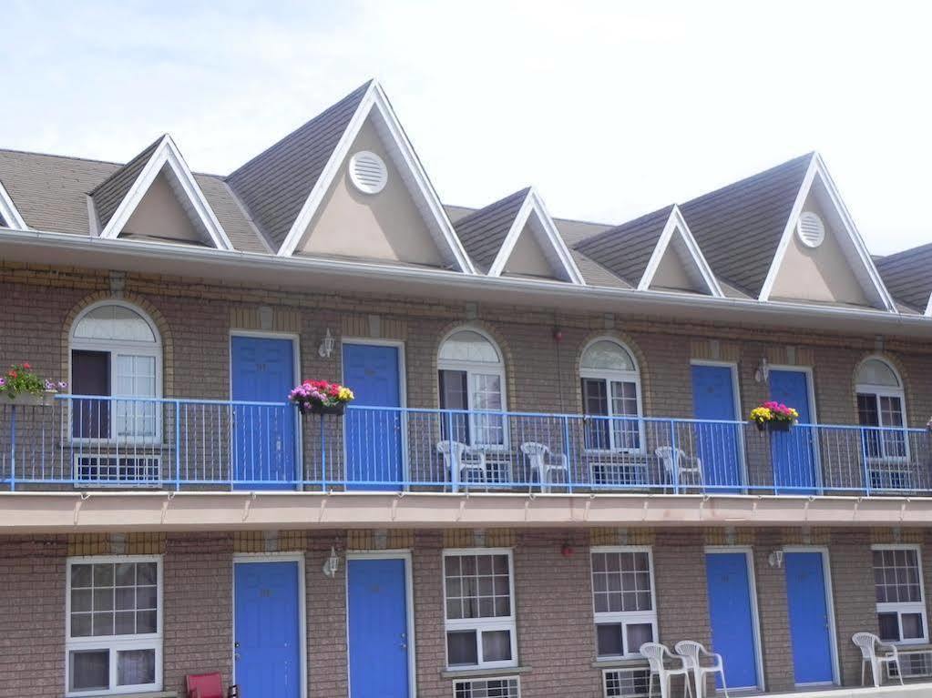 شلالات نياغارا Grewals Inn And Suites المظهر الخارجي الصورة