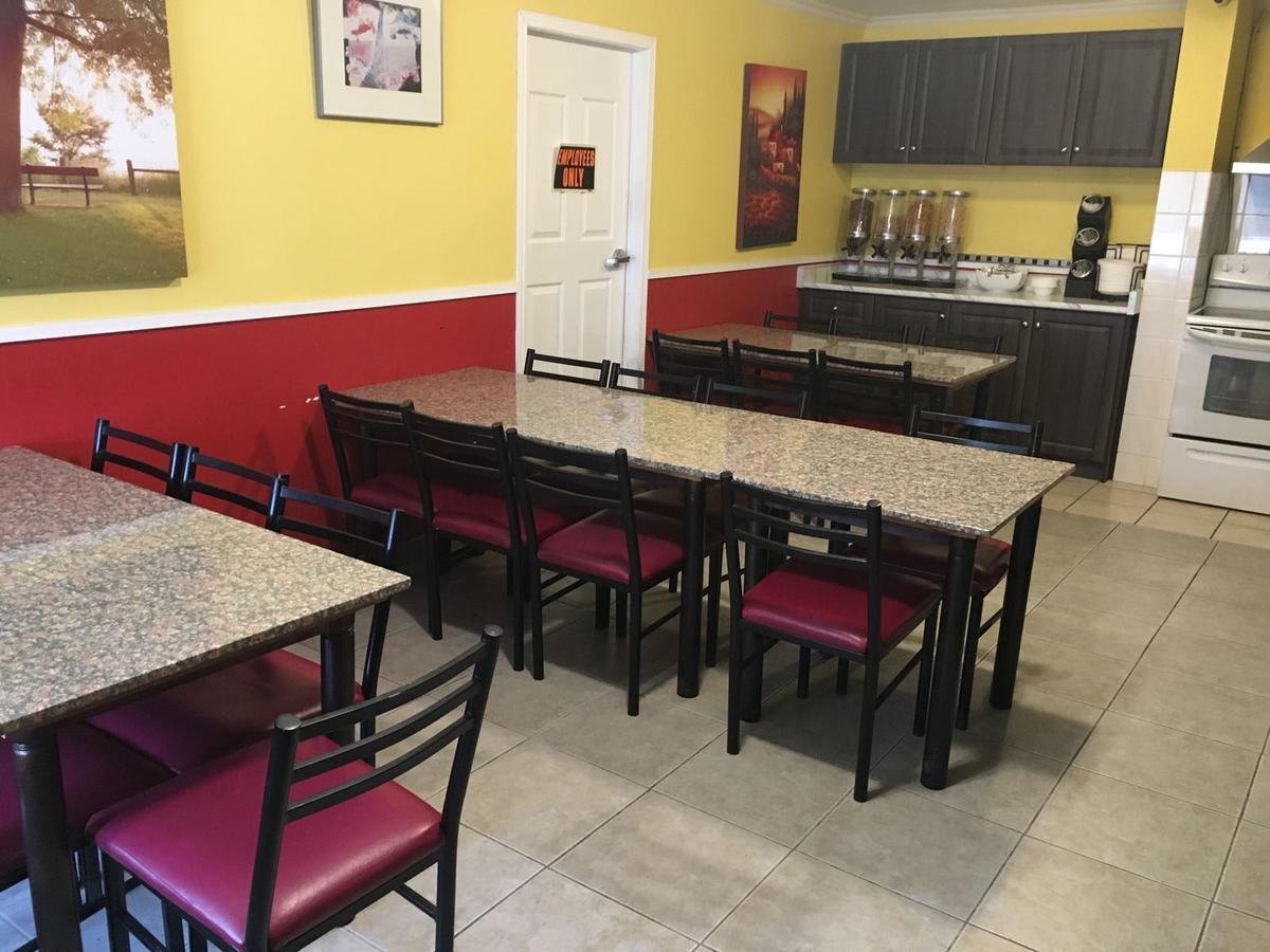 شلالات نياغارا Grewals Inn And Suites المظهر الخارجي الصورة