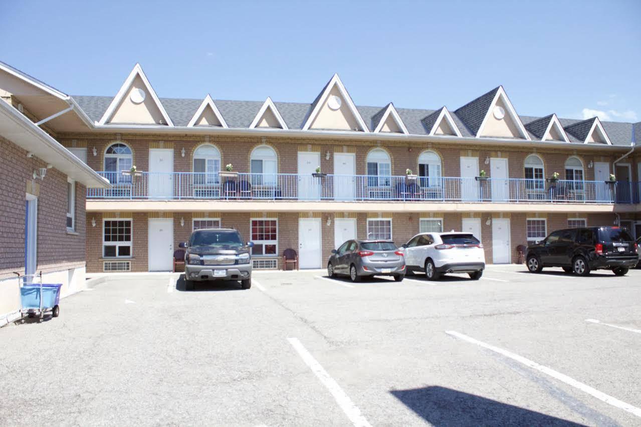 شلالات نياغارا Grewals Inn And Suites المظهر الخارجي الصورة